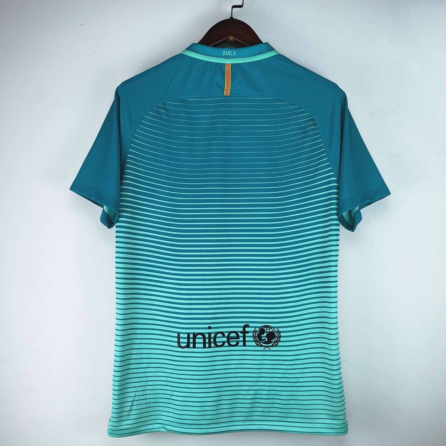 Barcelona 2016/2017 Away 3rd kit