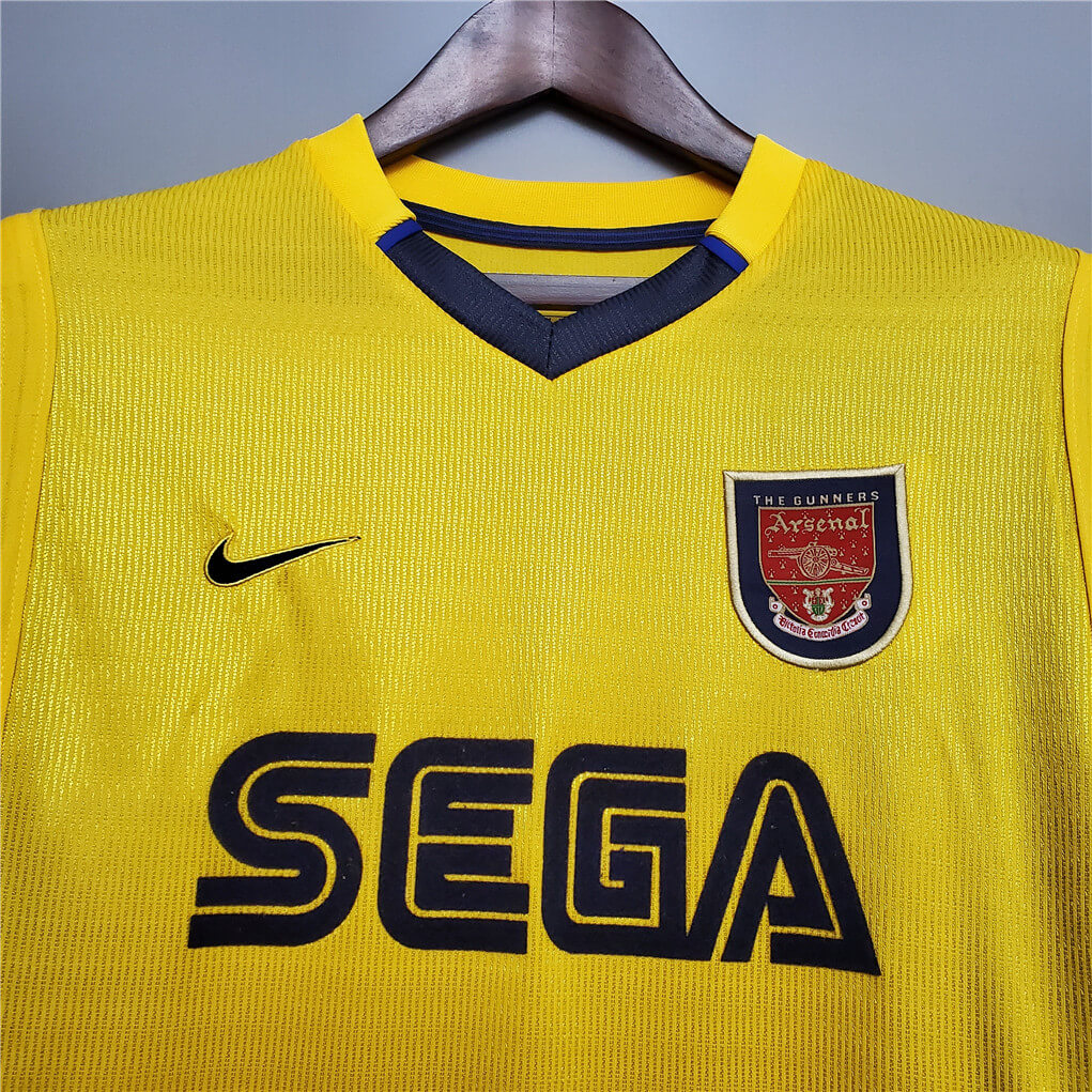 Arsenal 2000/2001 Away Kit