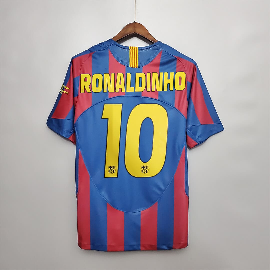 Barcelona 2005/2006 Home Kit