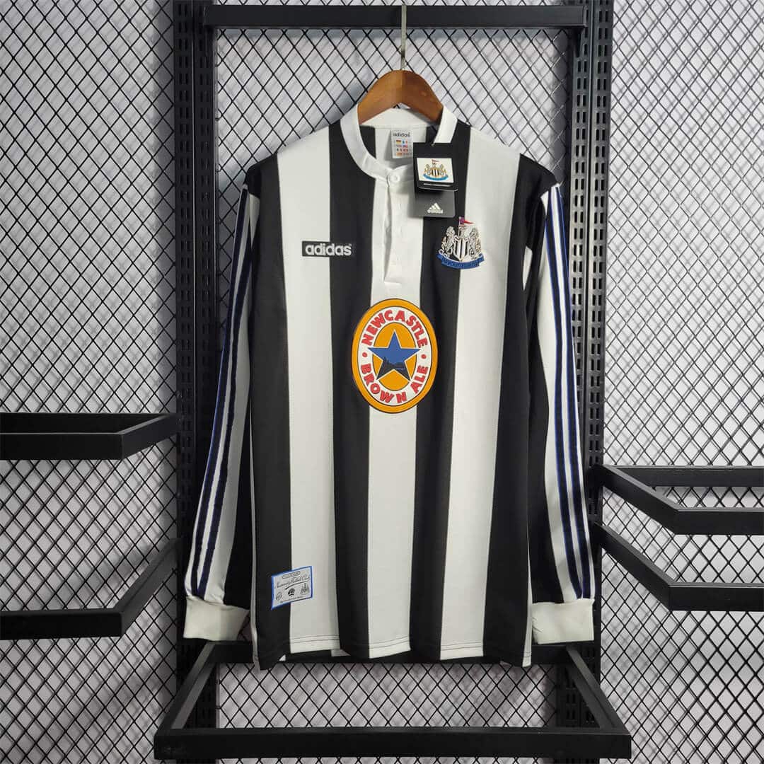 Newcastle Utd 95/97 Home Kit