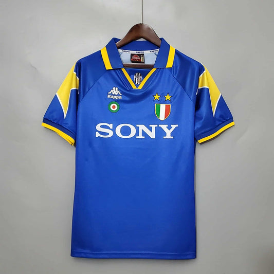 Juventus 1995/1996 Away Kit