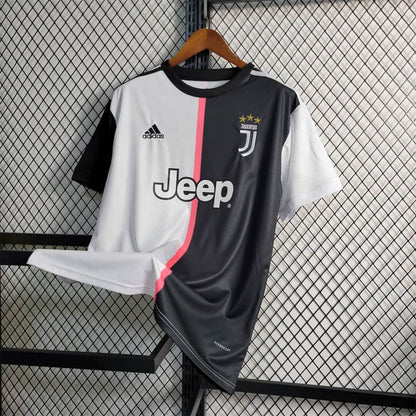 Juventus 2019/2020 Home kit