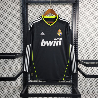 Real Madrid 2010/2011 Away Kit