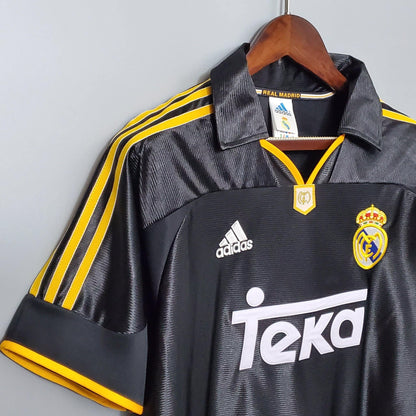 Real Madrid 1999/2000 Away Kit