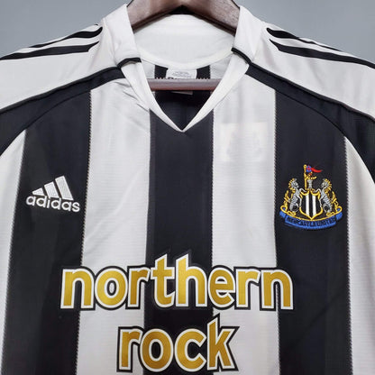 Newcastle Utd 2005/2006 Home Kit