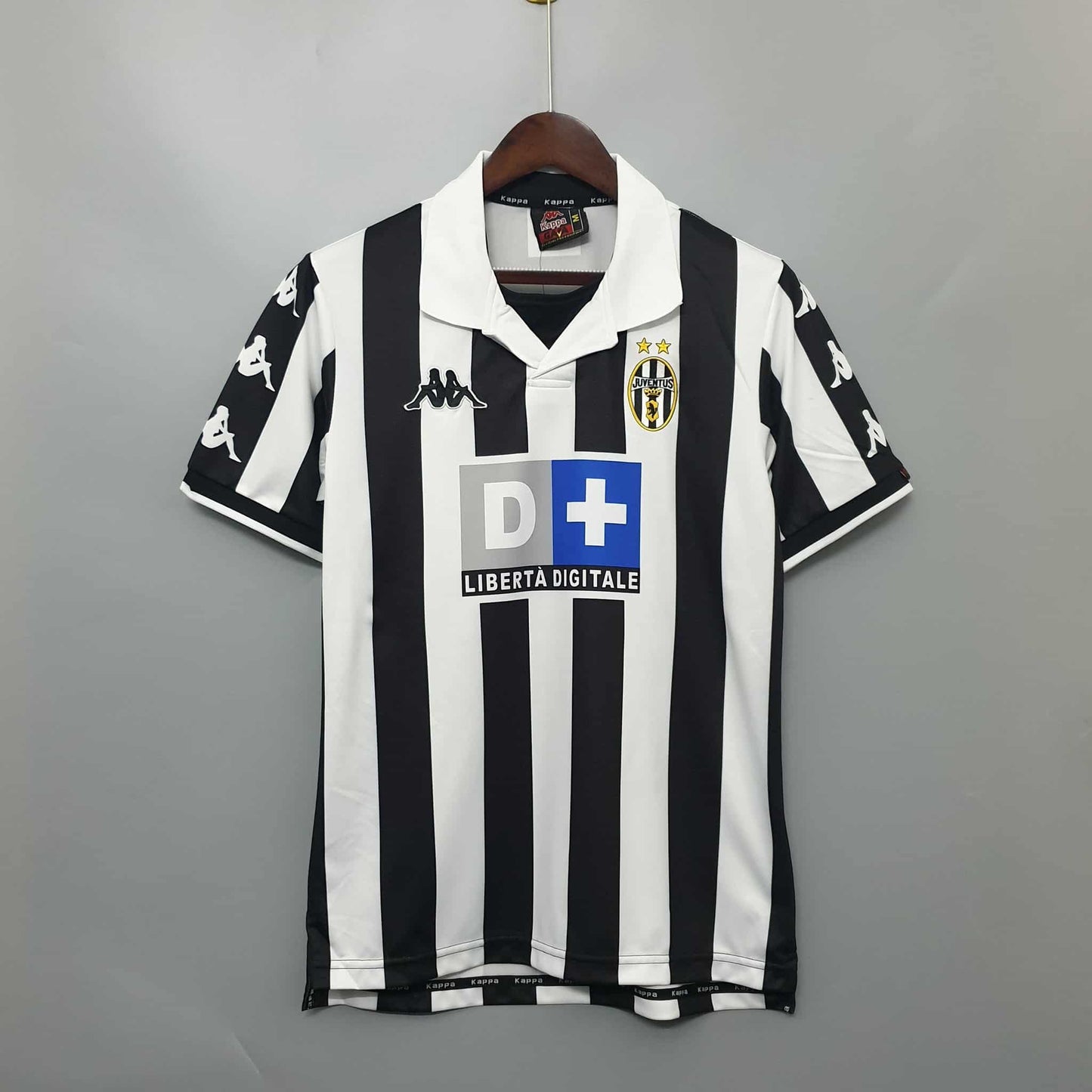 Juventus 1999/2000  Home kit