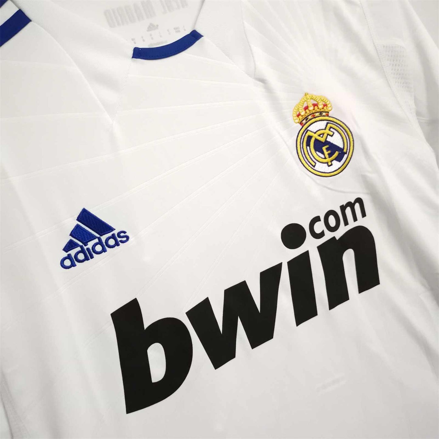 Real Madrid 2010/2011 Home Kit