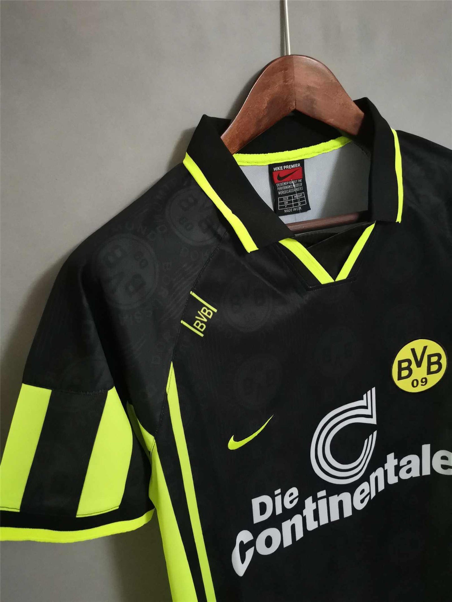 Borussia Dortmund 1996/97 Away Kit