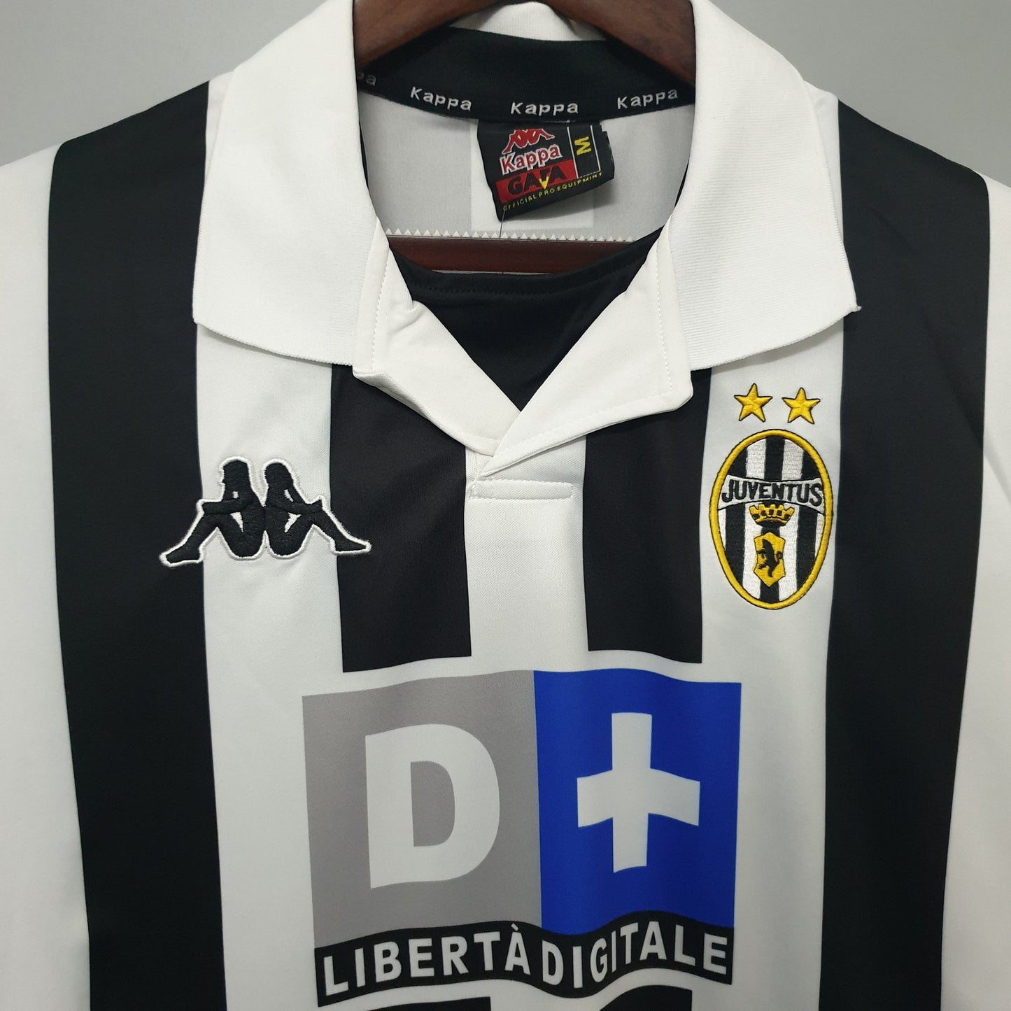 Juventus 1999/2000  Home kit