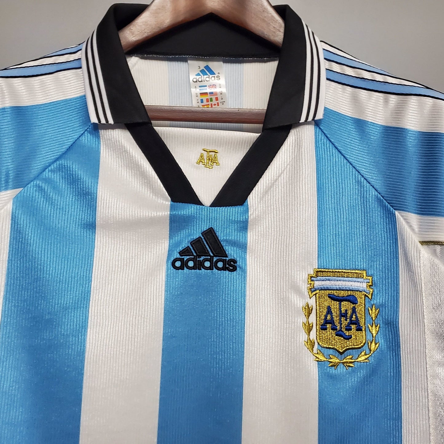 Argentina – World Cup 1998 Kit