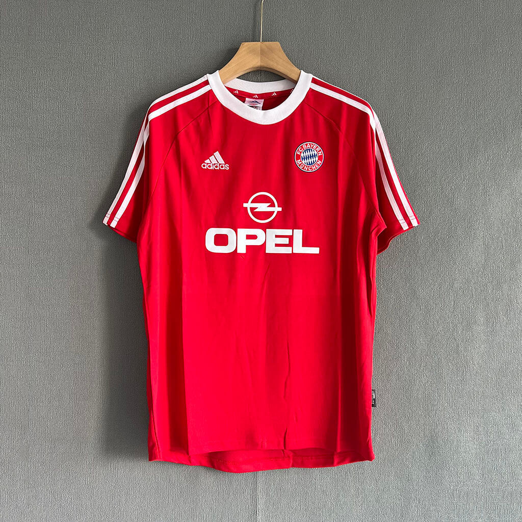 Bayern Munich 2001/2002 Home Kit