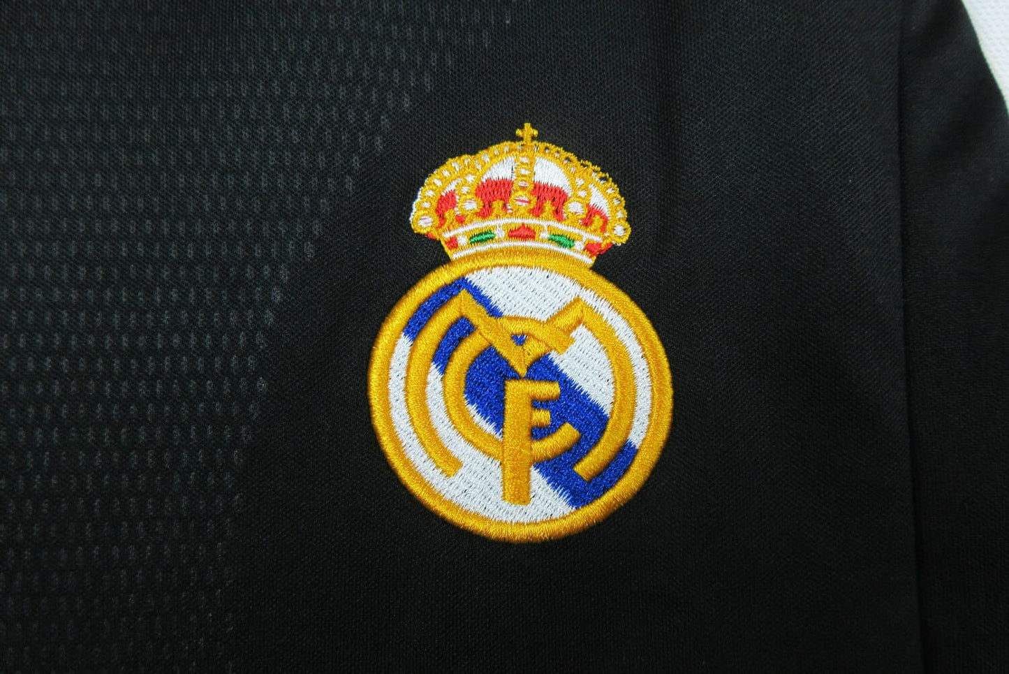 Real Madrid 2001/2002 Away Kit