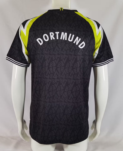 Borussia Dortmund 1995/1996 Away Kit