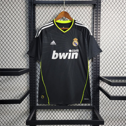 Real Madrid 2010/2011 Away Kit