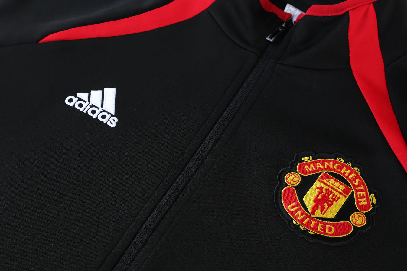 Manchester United Dynamic Training Tracksuit - Red Surge Edition